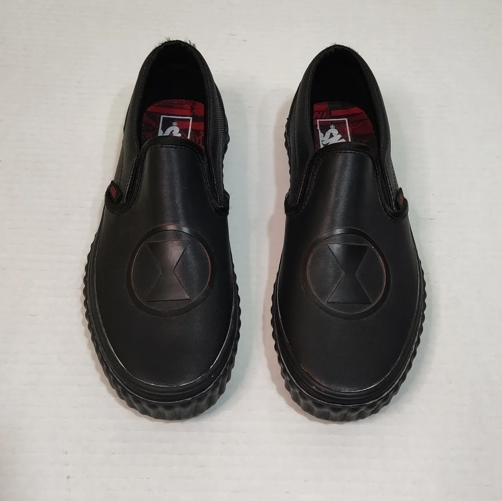 Vans Off The Wall Unisex X Marvel Leather Slip-On Shoes Black Widow 5 6.5 - Picture 2 of 11